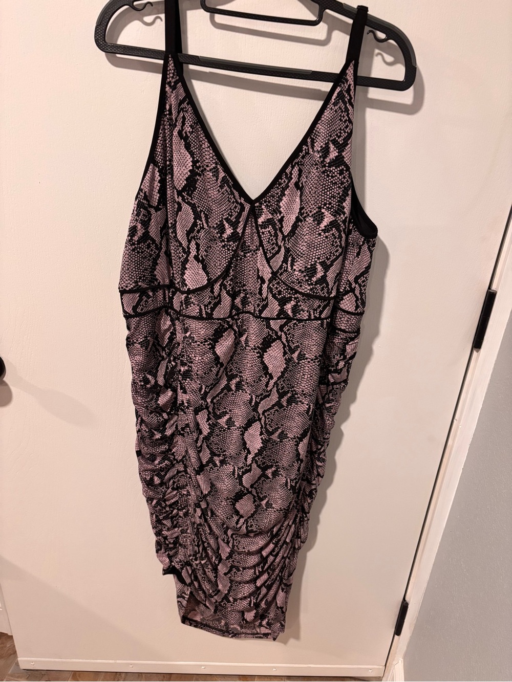 Torrid 3 Snake-Print V-Neck Bodycon Dress